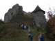Geografická exkurzia 2006 - Zrúcaniny hradu Šomoška boli našou poslednou zastávkou. Na jeho výstavbu sa použili tiež kamene z lávového prúdu. Oddych a získanie nových vedomostí nám dobre padli.