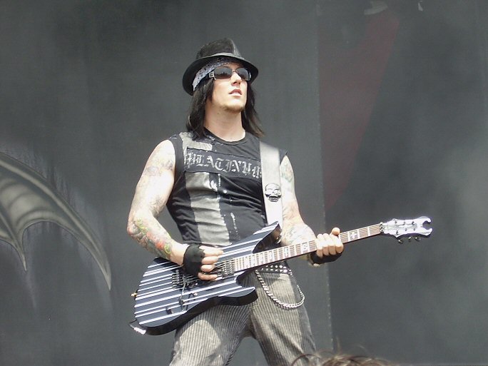 Synyster Gates